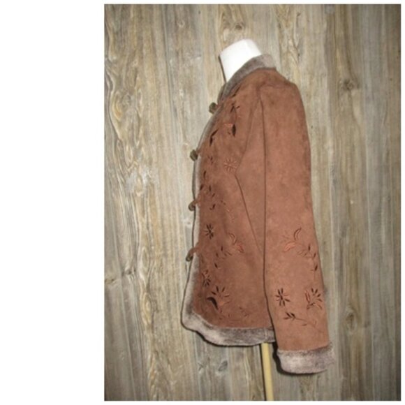 Relativity Small Brown Embroidered Sherpa Lined Faux Suede Coat Toggle Boho Y2K - Picture 3 of 15